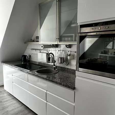 Lägenhet Moderne Galeriewohnung Mit Balkon Und Stellplatz Am Wenigemarkt Erfurt