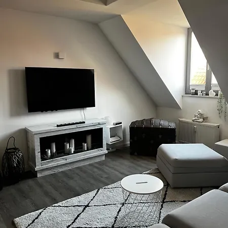 Moderne Galeriewohnung Mit Balkon Und Stellplatz Am Wenigemarkt 公寓 埃尔福特