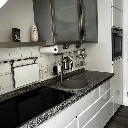 Moderne Galeriewohnung Mit Balkon Und Stellplatz Am Wenigemarkt * 埃尔福特