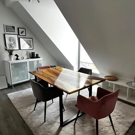 Appartement Moderne Galeriewohnung Mit Balkon Und Stellplatz Am Wenigemarkt