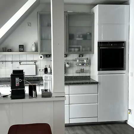 Lägenhet Moderne Galeriewohnung Mit Balkon Und Stellplatz Am Wenigemarkt *