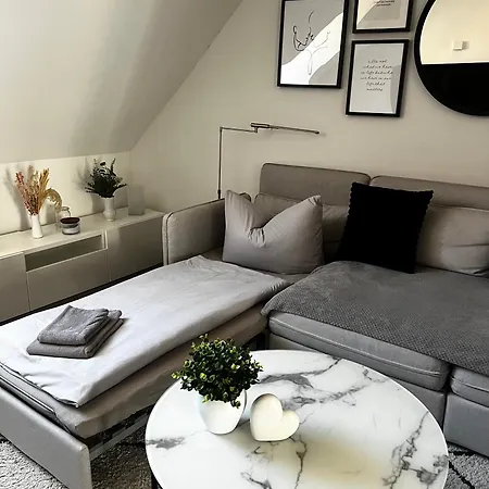 Lägenhet Moderne Galeriewohnung Mit Balkon Und Stellplatz Am Wenigemarkt