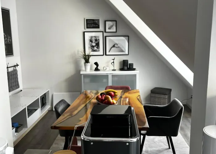 Moderne Galeriewohnung Mit Balkon Und Stellplatz Am Wenigemarkt Lejlighed Erfurt