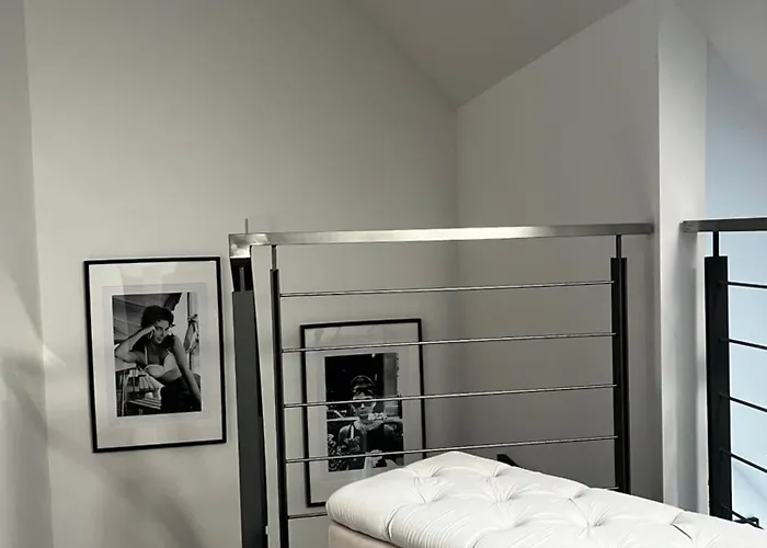 Moderne Galeriewohnung Mit Balkon Und Stellplatz Am Wenigemarkt Apartamento *