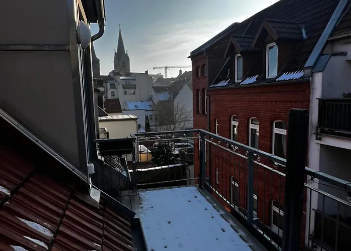 Moderne Galeriewohnung Mit Balkon Und Stellplatz Am Wenigemarkt *